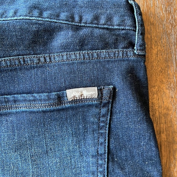 Eddie Bauer Women's Boyfriend Rolled Shorts Denim, Size 12 - Picture 10 of 10